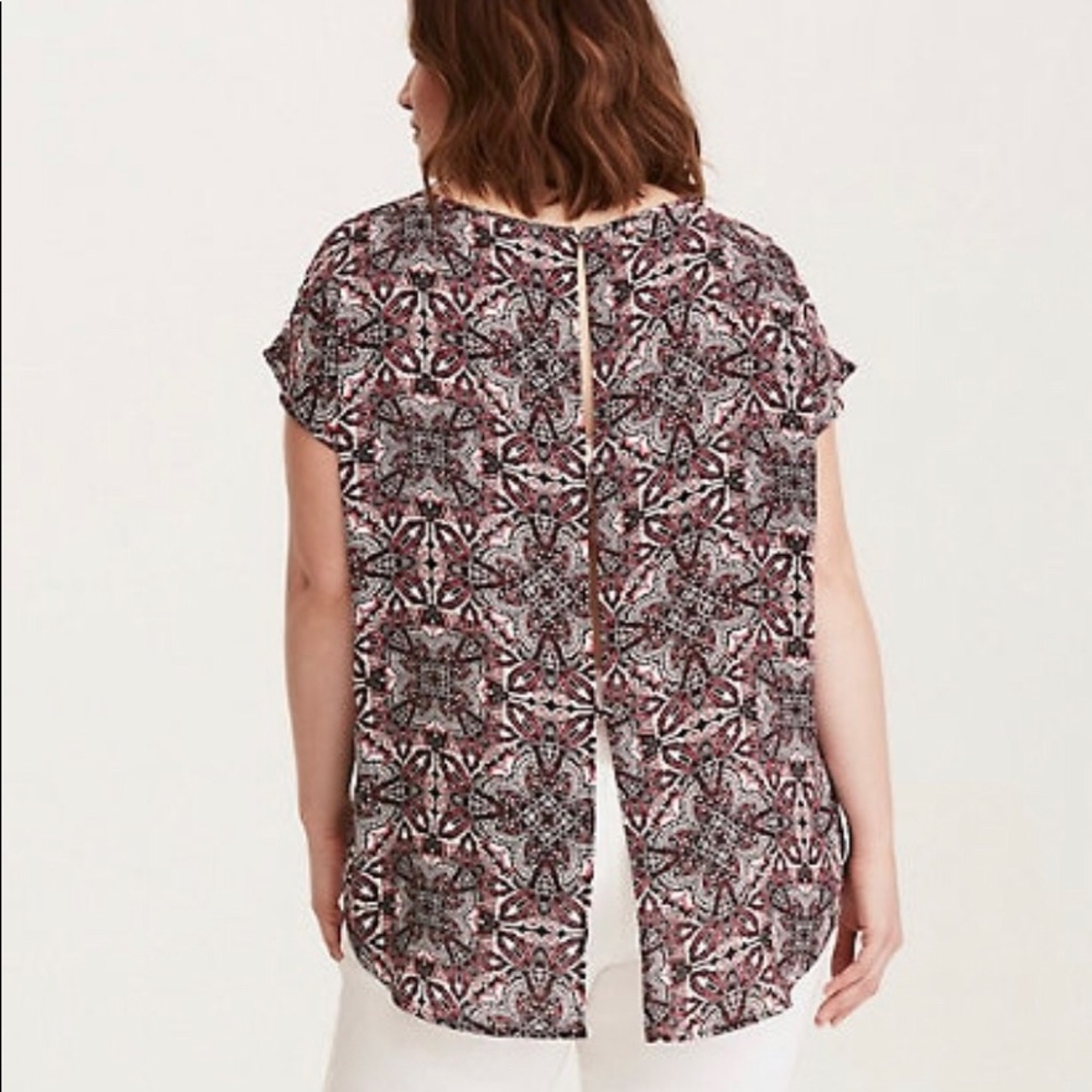 TORRID | MEDALLION PRINT GEORGETTE BUTTON BACK TOP